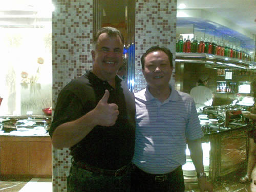 美國Universal激光公司國際部經理Kevin訪問我司