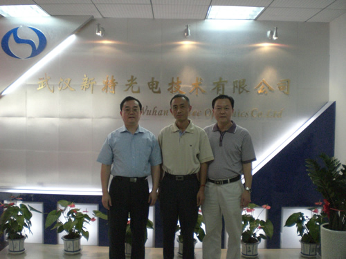 武漢留學生創業園副主任袁煜農來我司考察